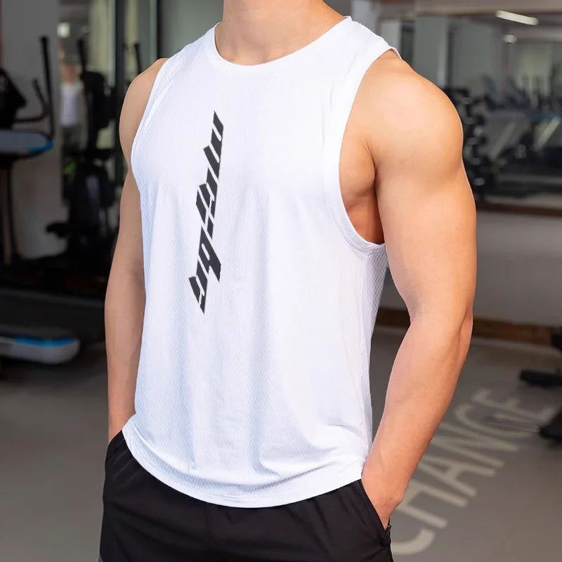 Quick drying sleeveless t-shirt